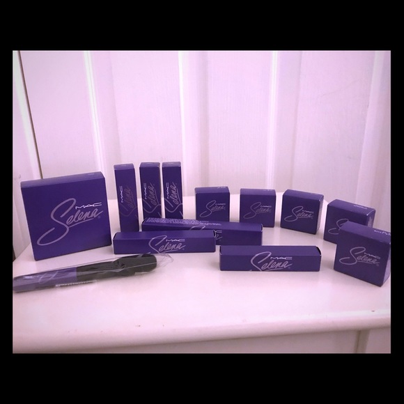 MAC Selena Collection - Picture 1 of 5